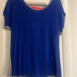 Tea n Rose Blue Relaxed Short Sleeve Blouse